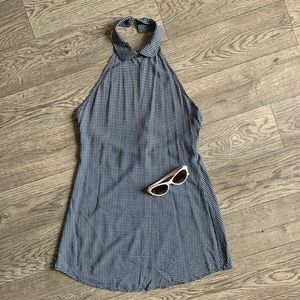 Backless square design dress